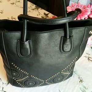 LEATHER GOLD STUD HANDBAG/TOTE EGPC